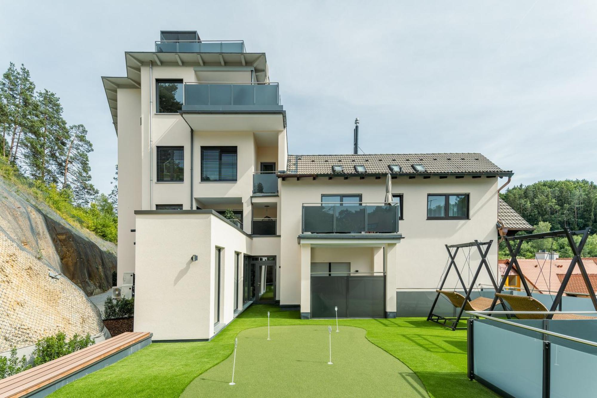 Landhotel Sternwirt - Das Wellnesshotel Zwischen Nuernberg Und Amberg Hogen Exterior foto
