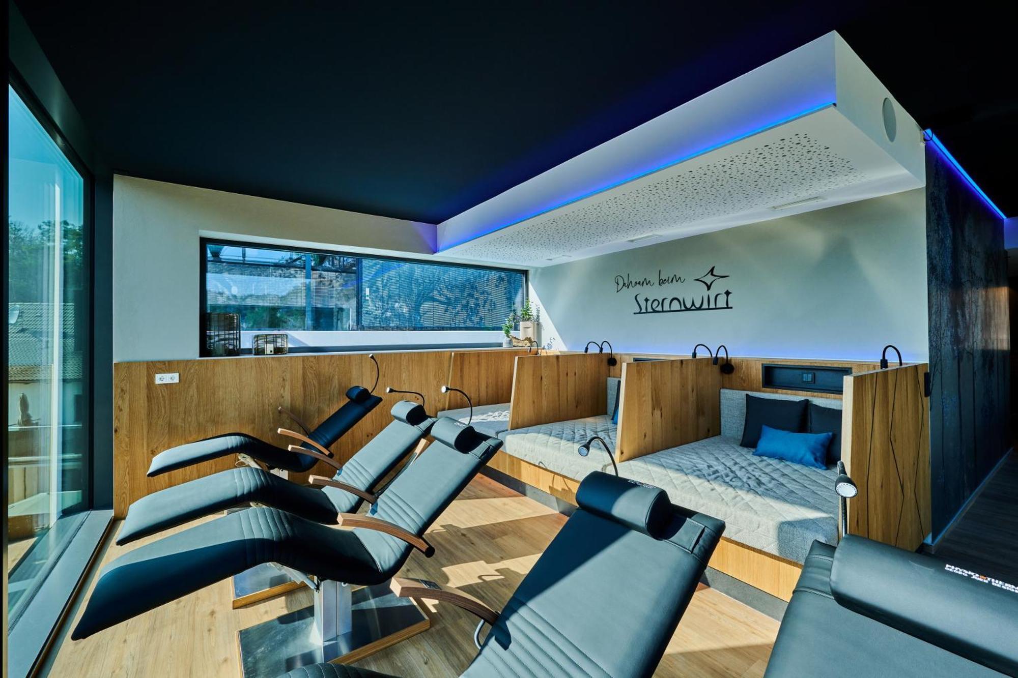 Landhotel Sternwirt - Das Wellnesshotel Zwischen Nuernberg Und Amberg Hogen Exterior foto