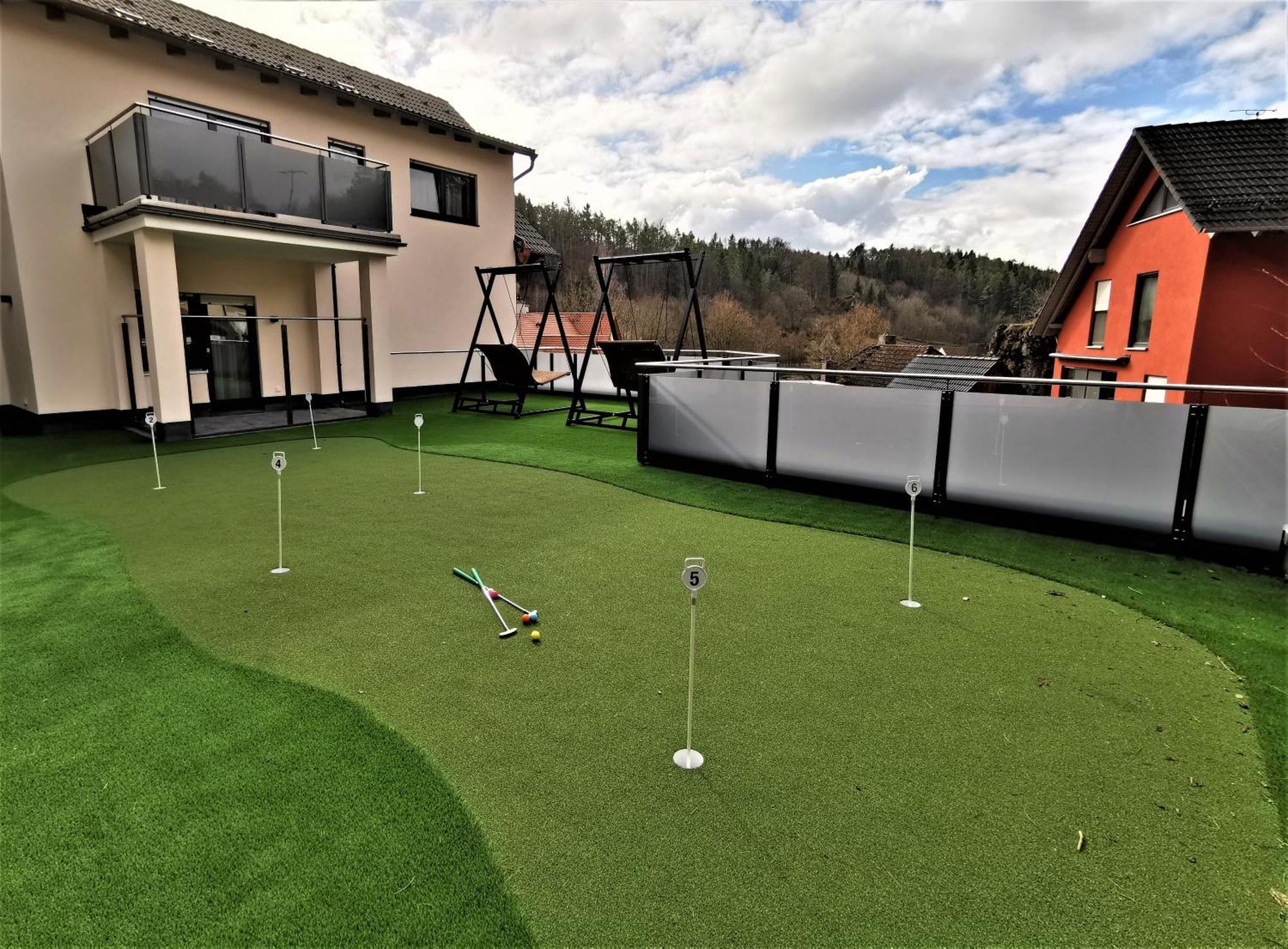 Landhotel Sternwirt - Das Wellnesshotel Zwischen Nuernberg Und Amberg Hogen Exterior foto